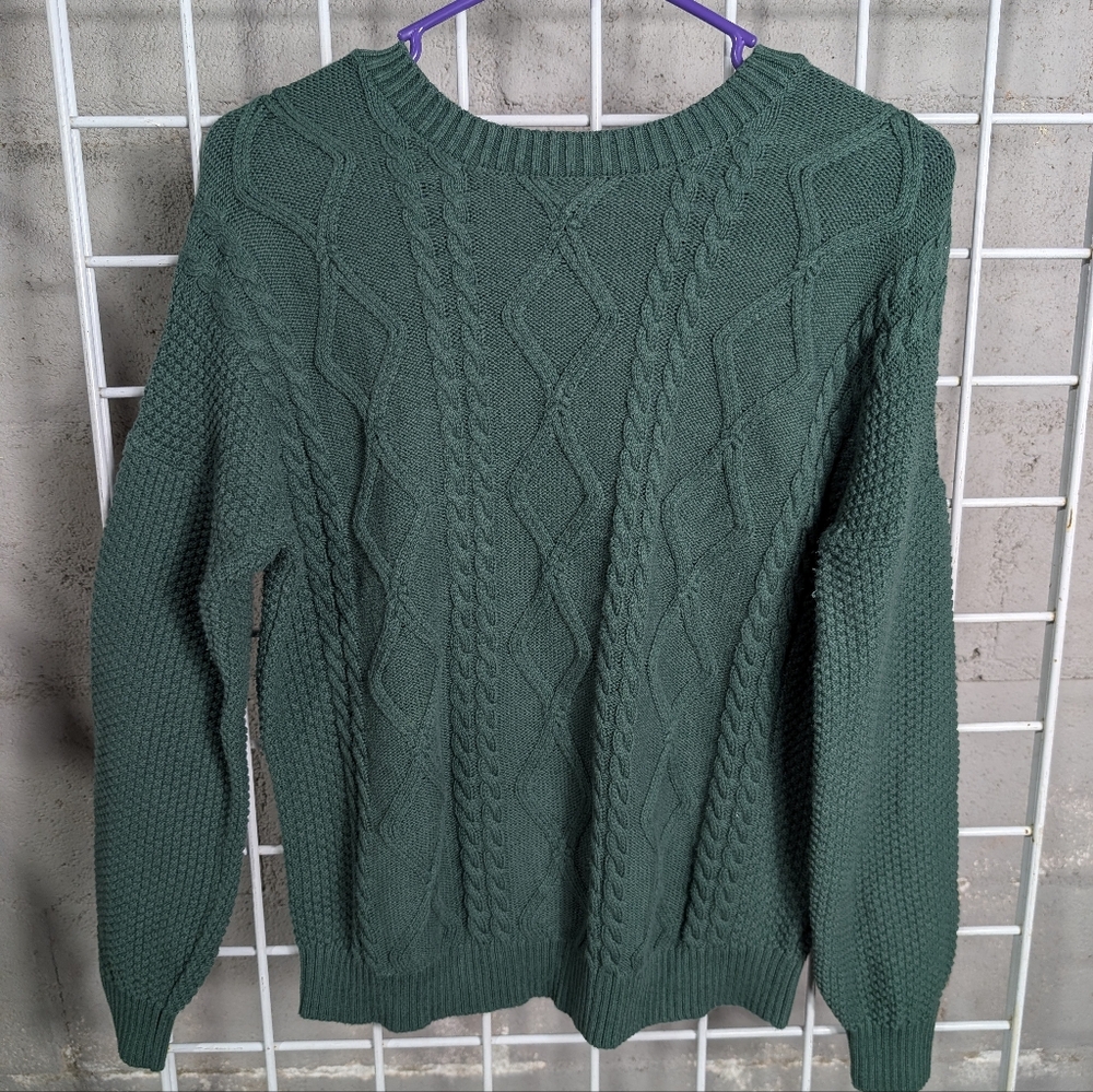 Hollister Cable Knit Sweater - Light Green
